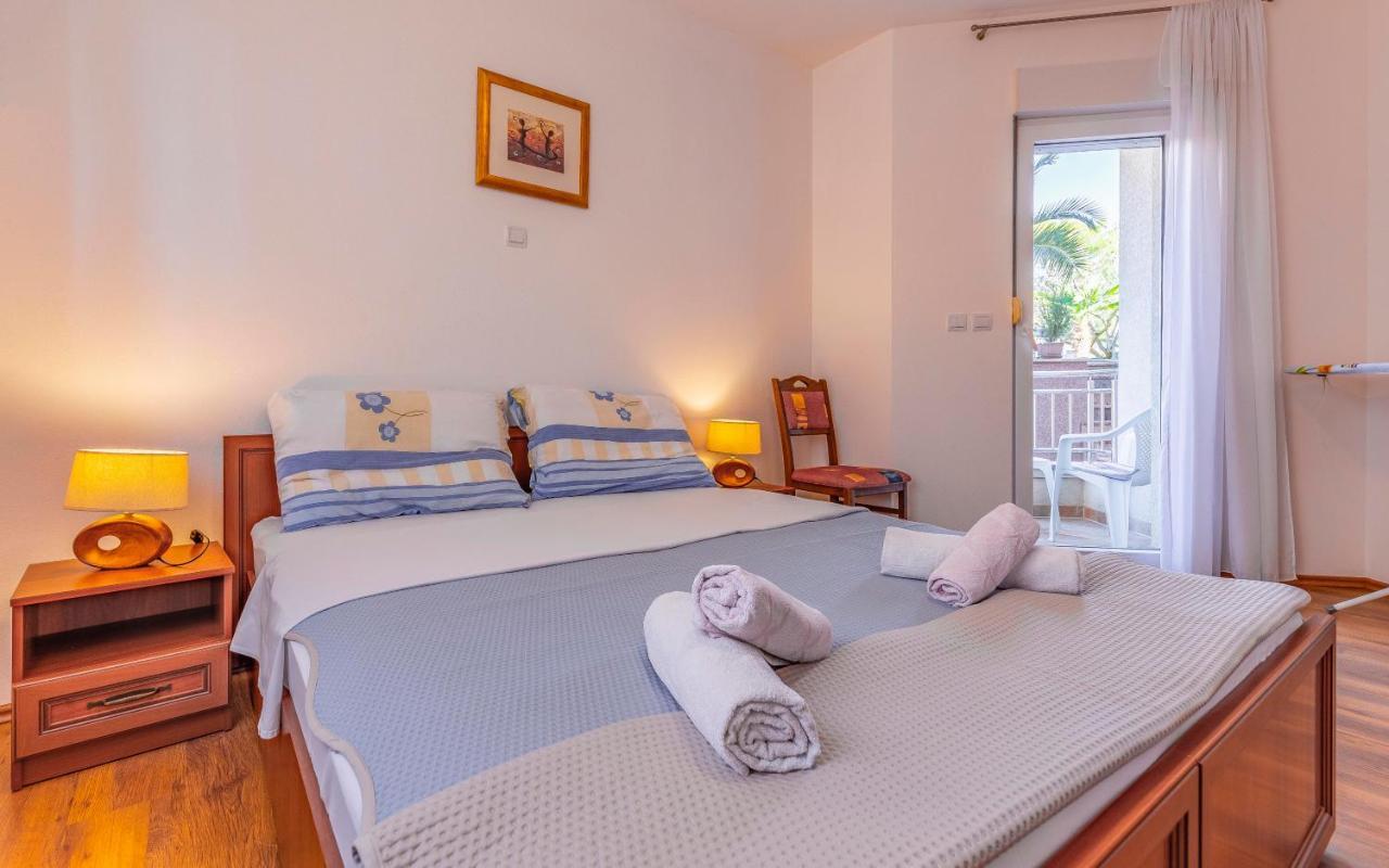 Istriensonne - Apartments Veruda Mit Grillterrasse พูลา ภายนอก รูปภาพ